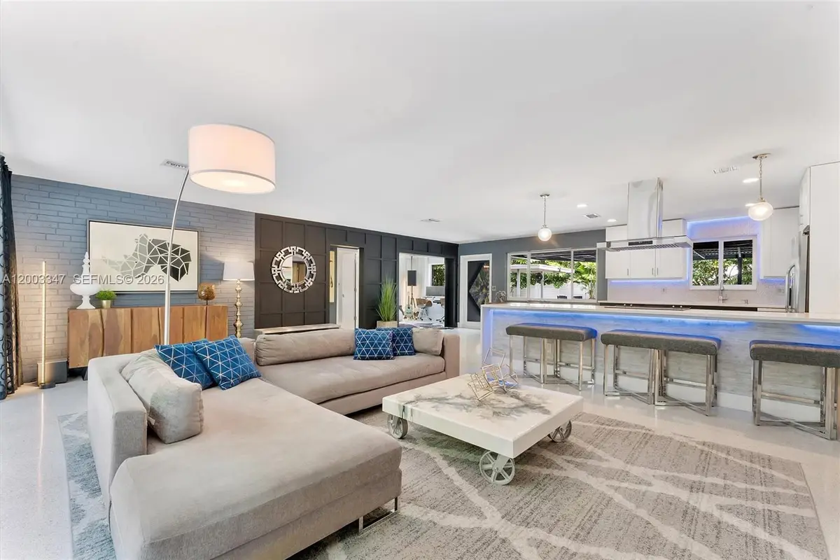 2825 NW 10th Ave, Wilton Manors, FL 33311 - #1