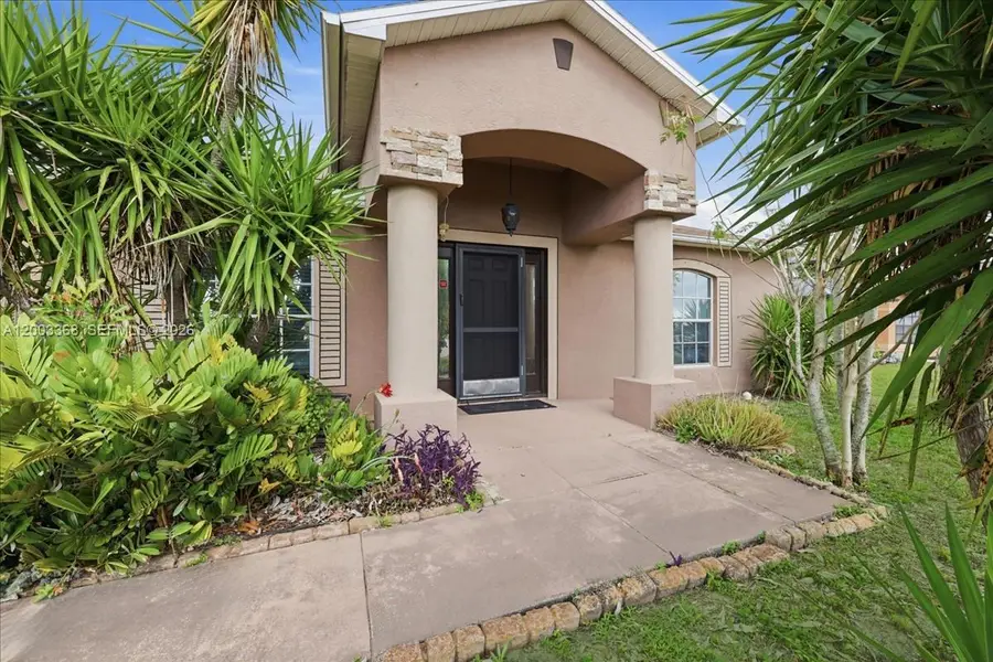403 Sw 28th Pl, Cape Coral, FL 33991 - #3