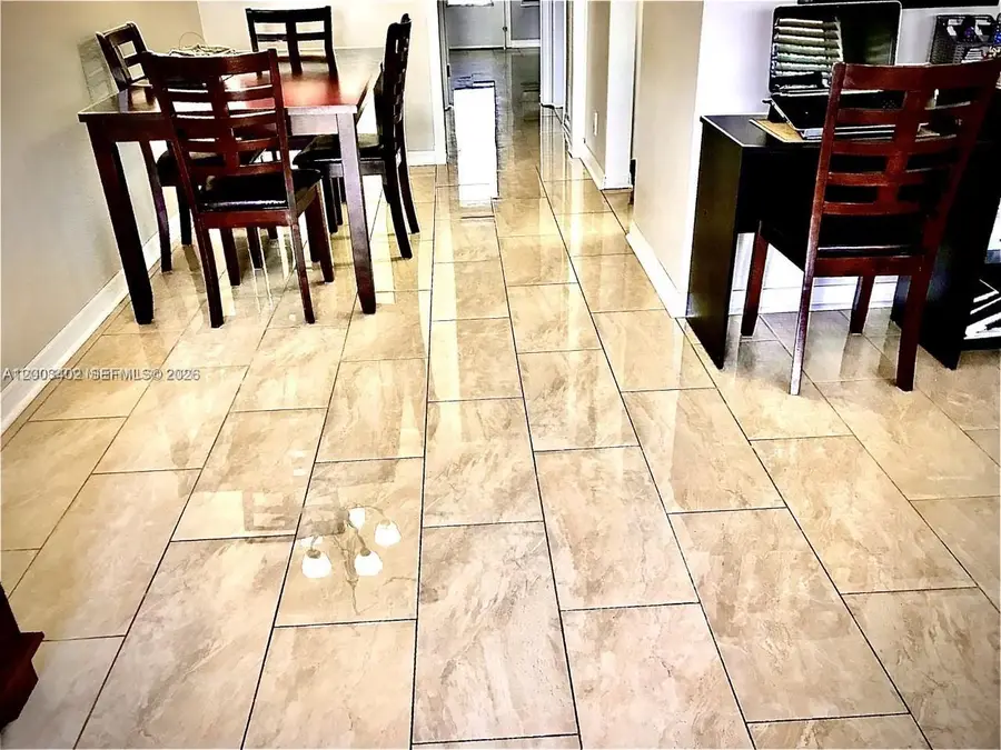 900 SW 11th Ave #17C, Hallandale Beach, FL 33009 - #2