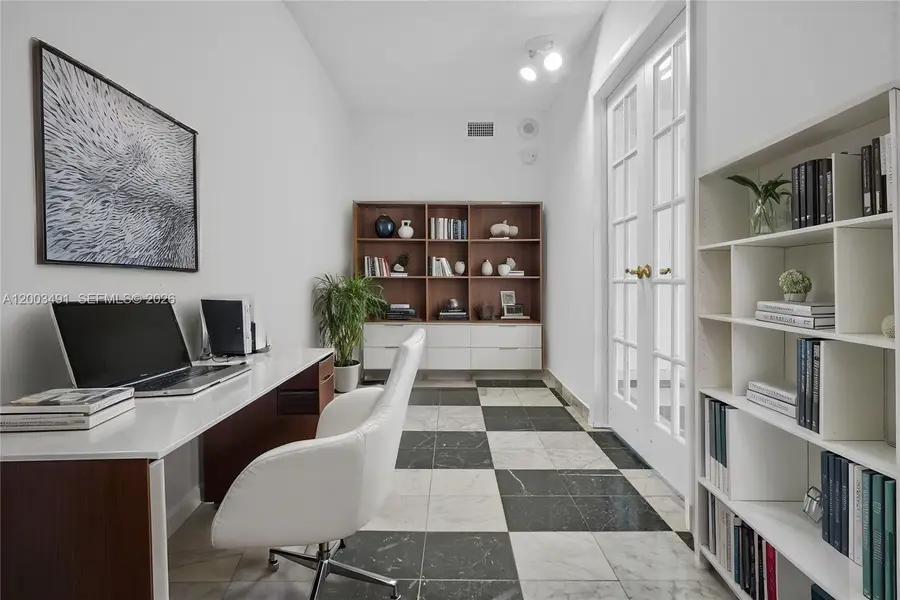 5555 Collins Ave #3C, Miami Beach, FL 33140 - #3