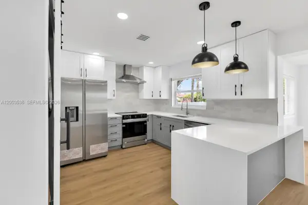 327 SE 2nd Ave, Dania Beach, FL 33004