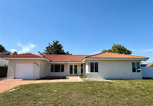 6407 NW 199th Ln, Hialeah, FL 33015