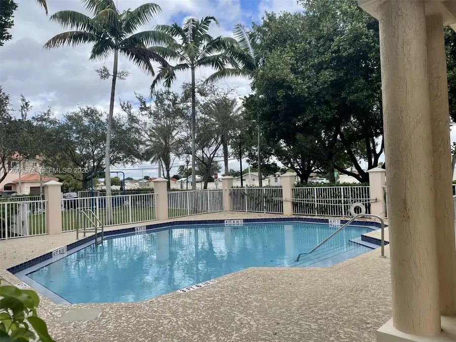 8831 S Isles Cir, Tamarac, FL 33321 - #3