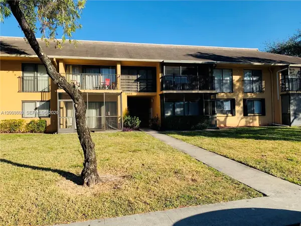 5855 Washington St #90, Hollywood, FL 33023