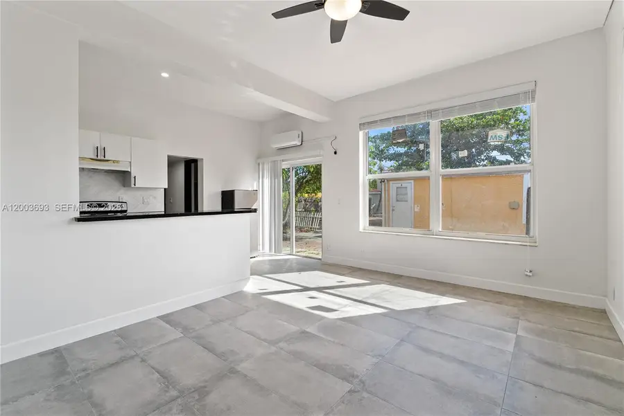 2204 Mckinley St, Hollywood, FL 33020 - #2
