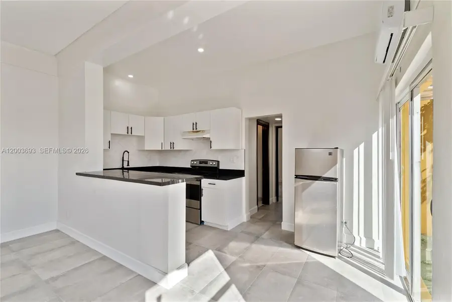 2204 Mckinley St, Hollywood, FL 33020 - #3
