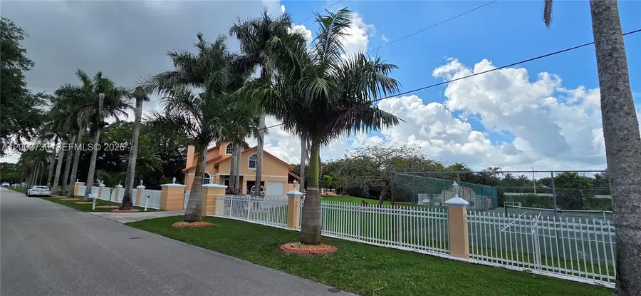 11650 NW 17th Ct, Plantation, FL 33323 - #3