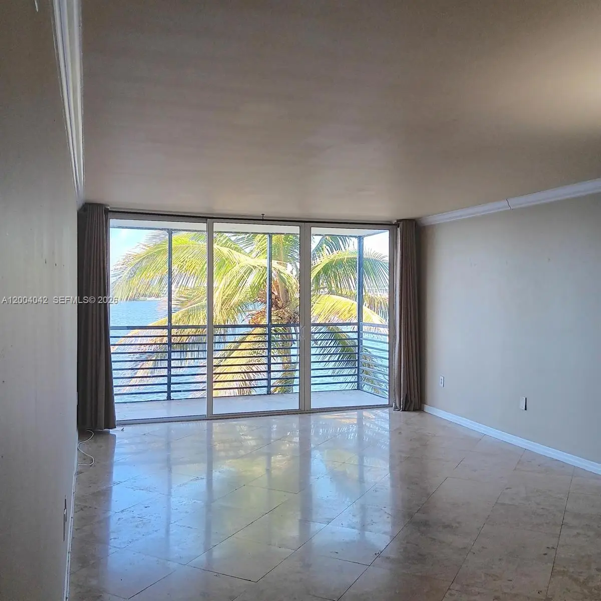 1075 NE Miami Gardens Dr #306, Miami, FL 33179 - #1