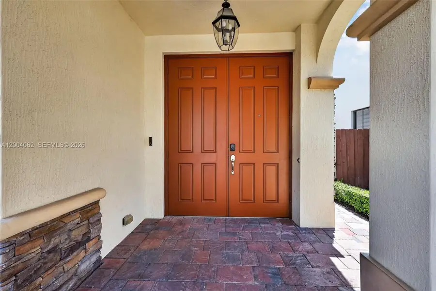 8895 NW 100th Pl, Doral, FL 33178 - #2
