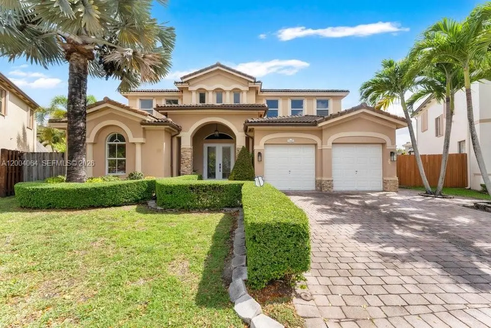 15465 SW 117th St, Miami, FL 33196 - #1