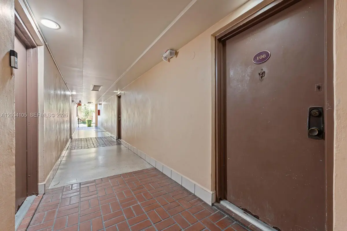 9440 W Flagler St #106, Miami, FL 33174 - #1