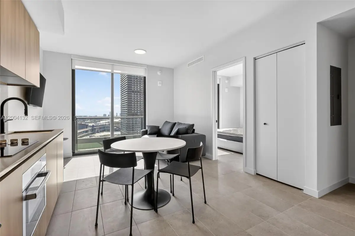 121 NE 5th Steet #3313, Miami, FL 33132 - #1