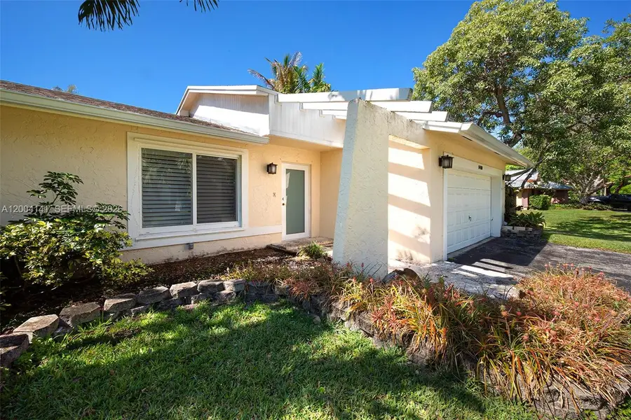 8480 SW 180th St, Palmetto Bay, FL 33157 - #2
