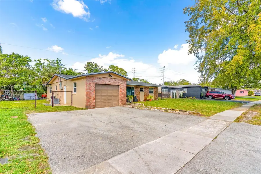 2321 NW 47th Ave, Lauderhill, FL 33313 - #2