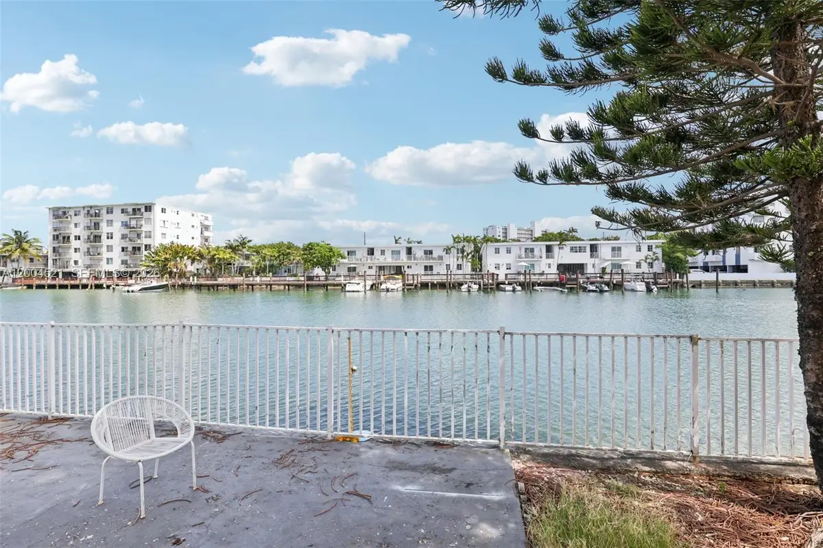 7975 Crespi Blvd, Unit 2, Miami Beach, FL 33141 - #1