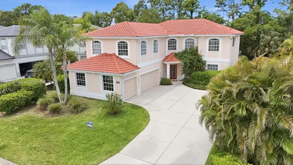 674 Clear Creek Drive, Sarasota, FL 34229
