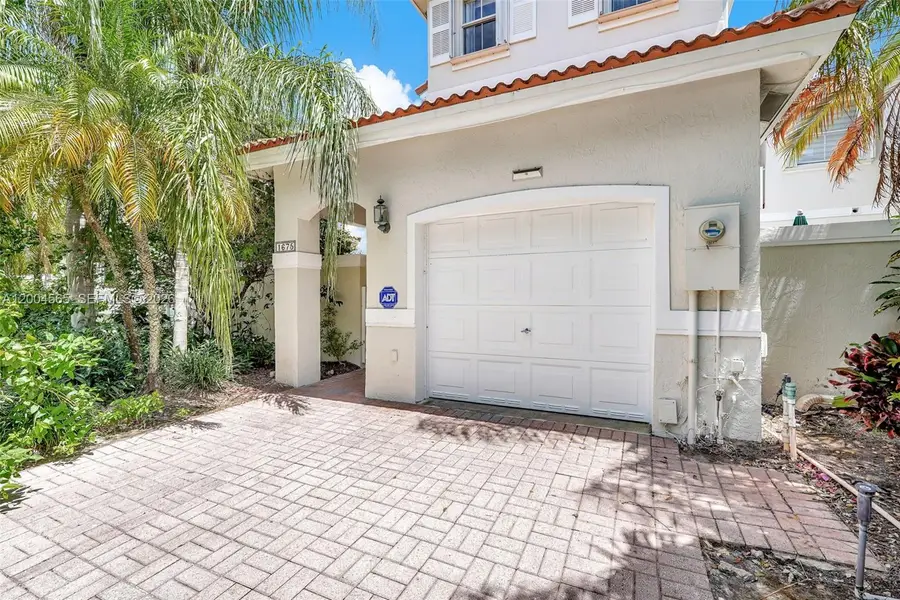 1675 Yellowheart Way, Hollywood, FL 33019 - #2