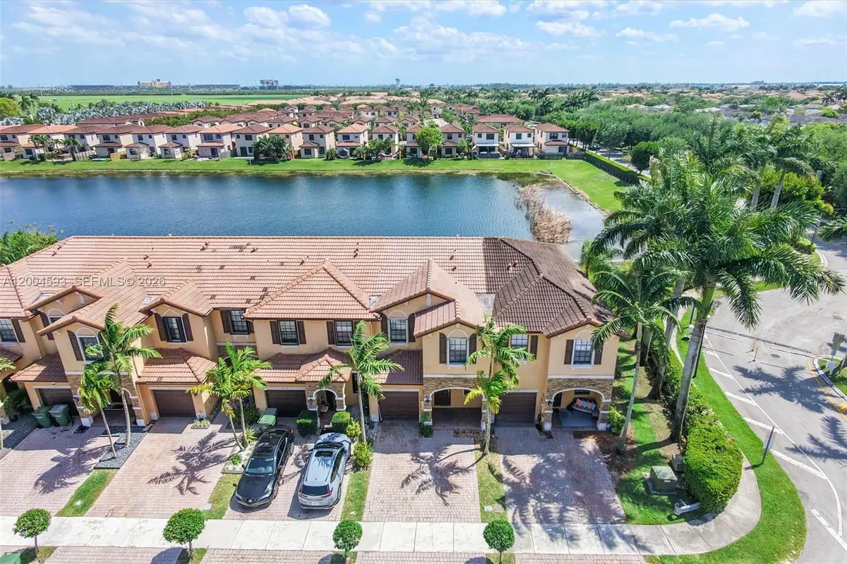 3728 NE 3rd Ct, Homestead, FL 33033 - #1
