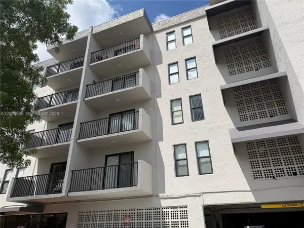 6950 W 6th Ave #412, Hialeah, FL 33014