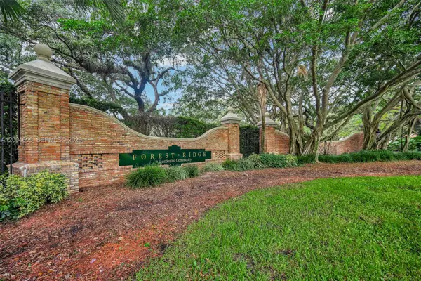 2806 Oak Grove Rd, Davie, FL 33328