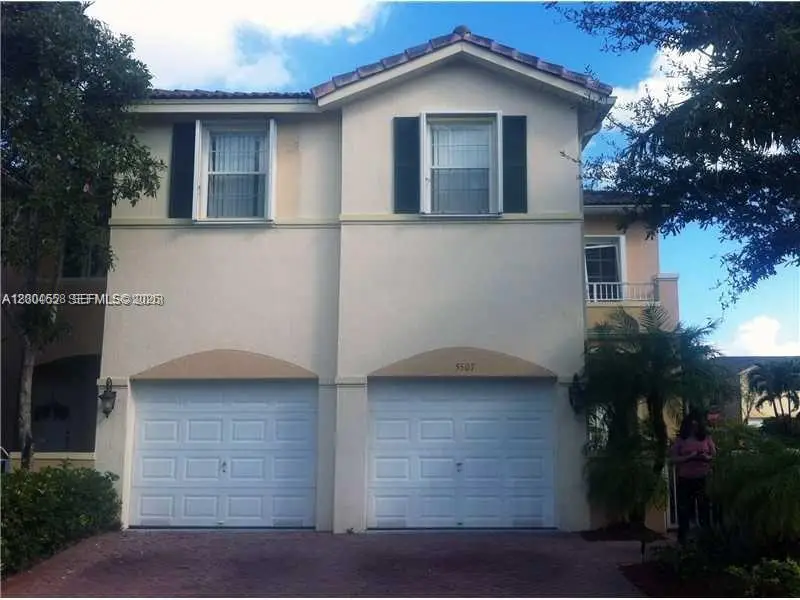 5507 NW 113th Ave, Doral, FL 33178 - #1
