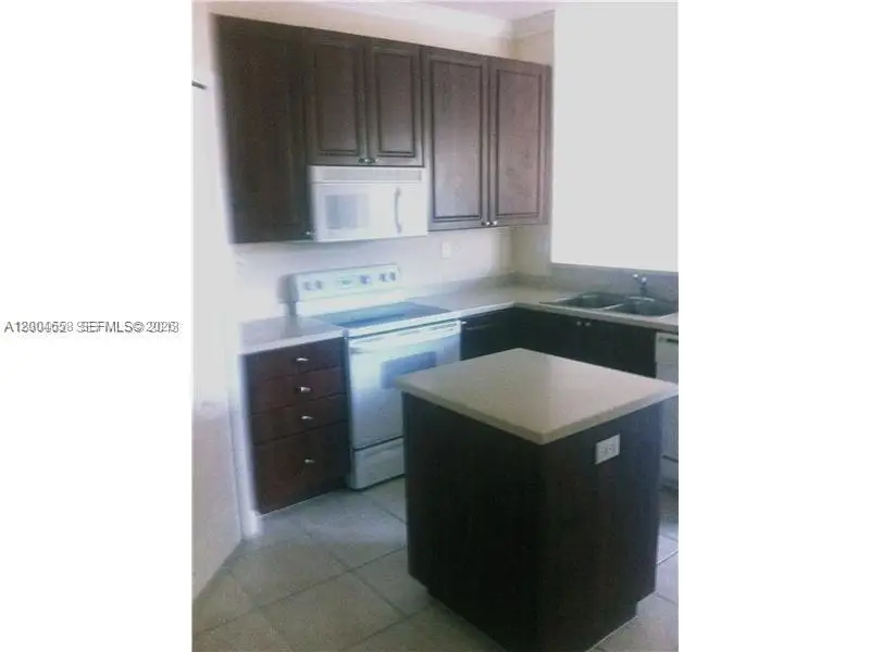 5507 NW 113th Ave, Doral, FL 33178 - #3