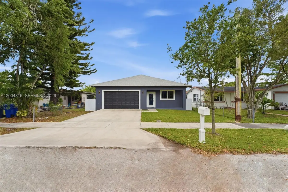 5628 Flagler St, Hollywood, FL 33023 - #1