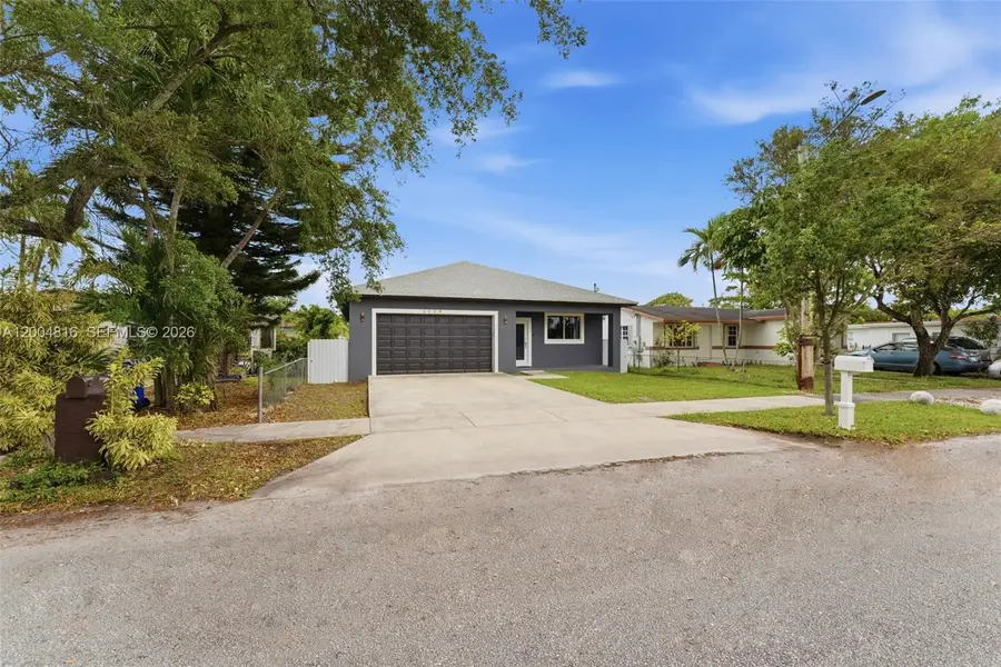 5628 Flagler St, Hollywood, FL 33023 - #2