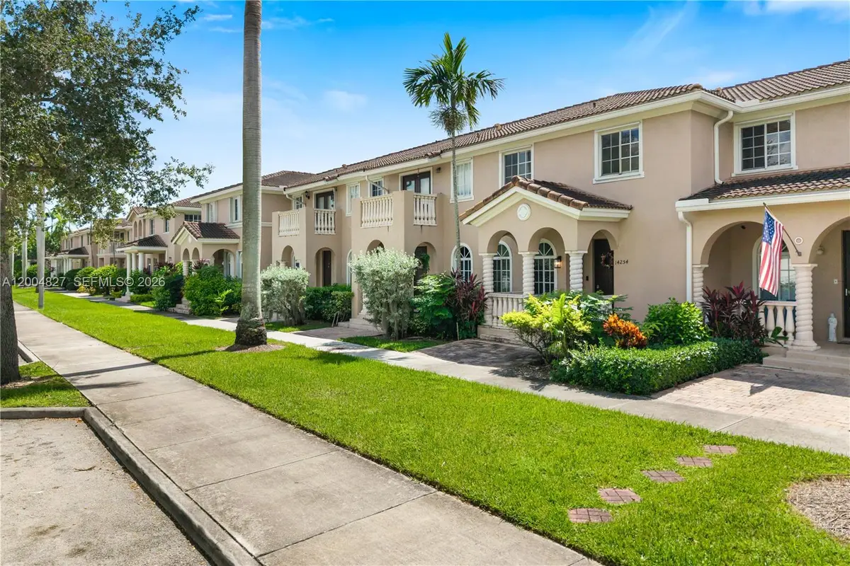 14254 SW 272nd St, Homestead, FL 33032 - #1