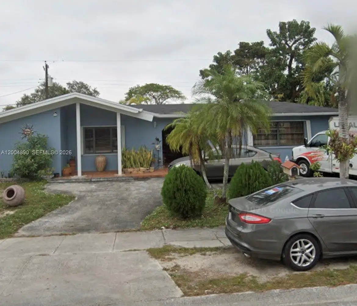 12325 SW 42nd St, Miami, FL 33175 - #1