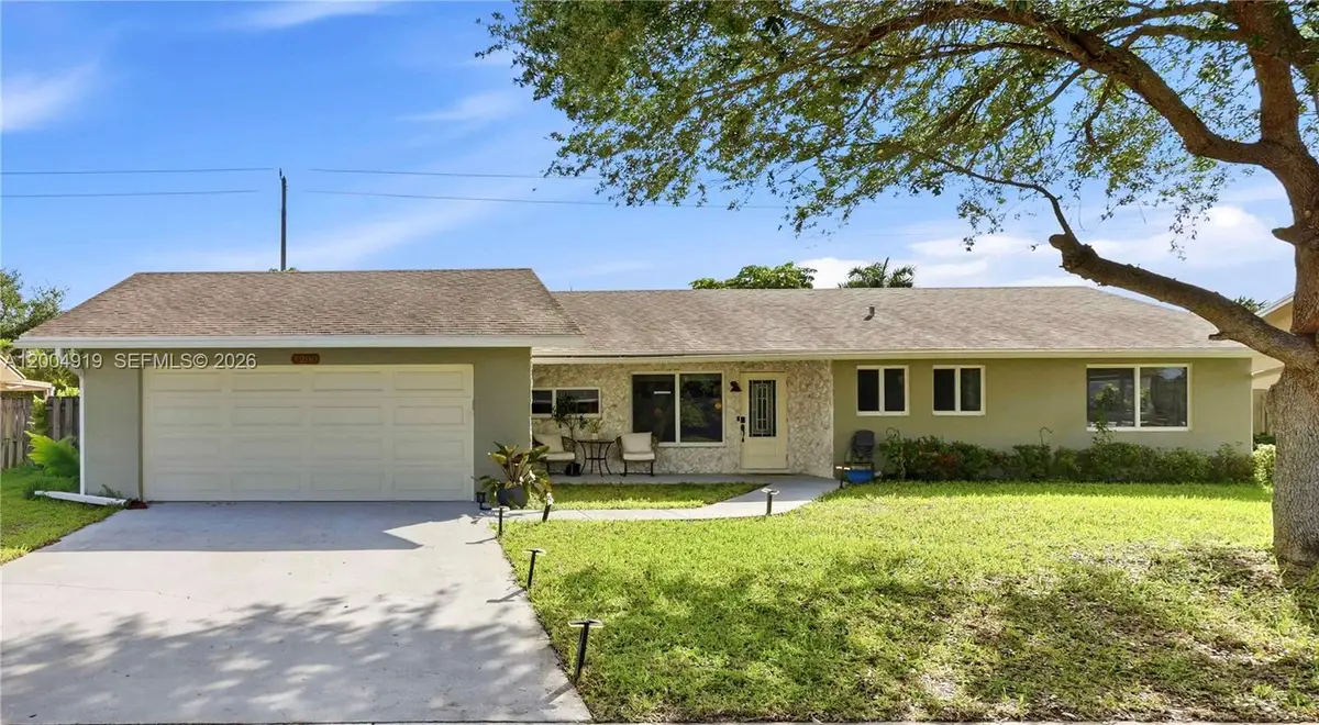 1200 Rowayton Circle, Wellington, FL 33414 - #1