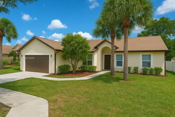 19922 NW 88th Ave, Hialeah, FL 33018