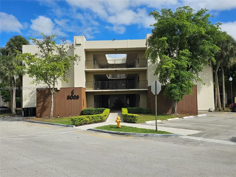 8005 SW 107th Ave #305, Miami, FL 33173 - #2