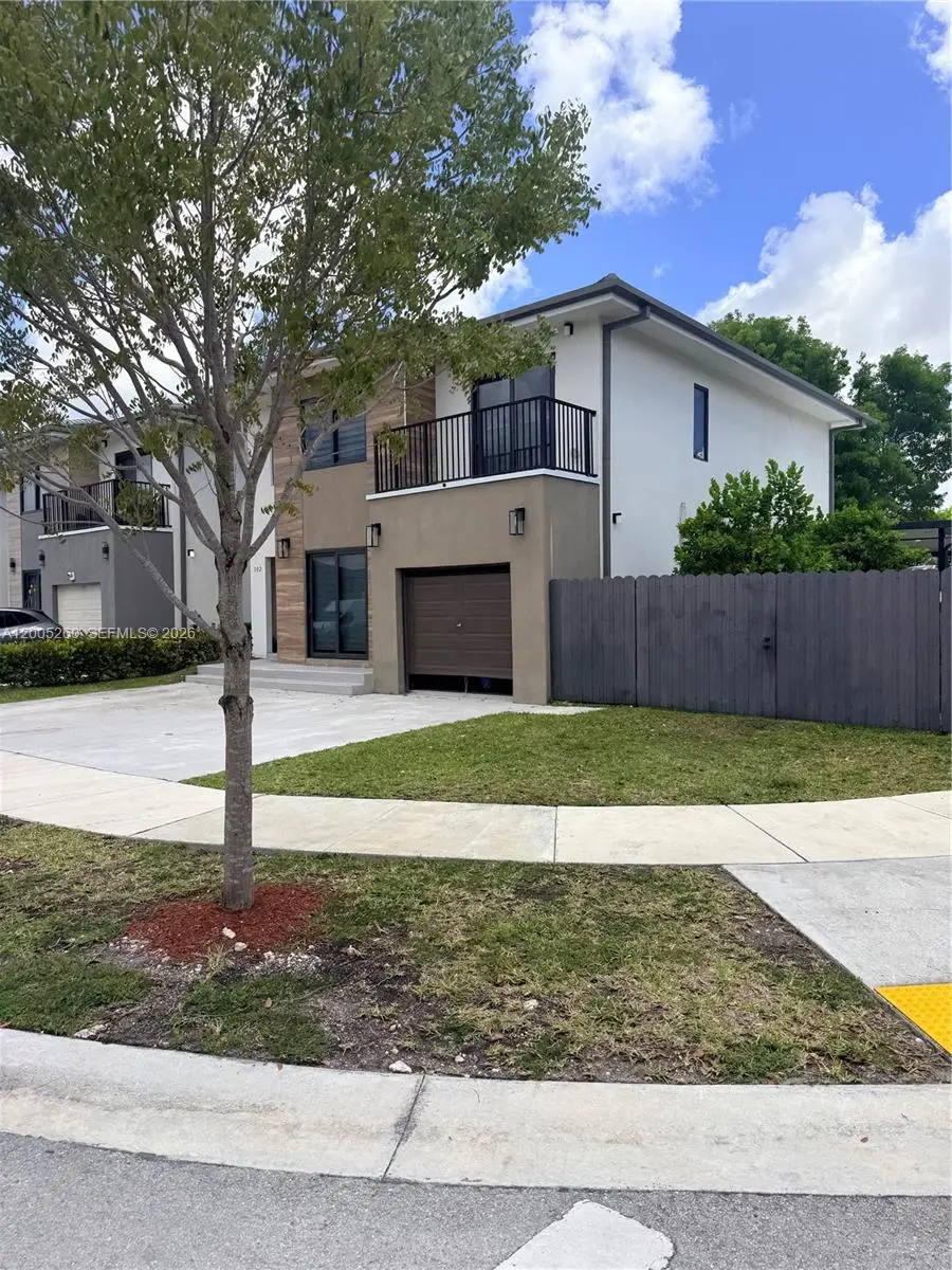 102 NW 10th Pl, Florida City, FL 33034 - #2