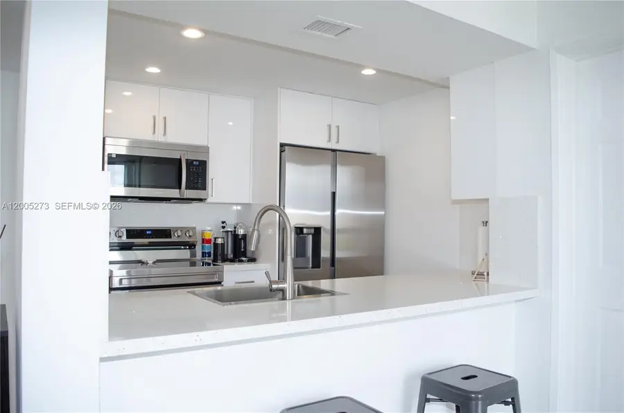 6995 NW 186th St #E509, Hialeah, FL 33015 - #3