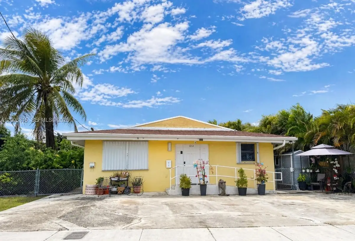 1212-1214 SW 30th Ct, Miami, FL 33135 - #1
