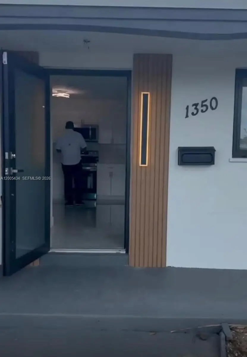 1350 NW 189th Ter, Miami Gardens, FL 33169 - #2