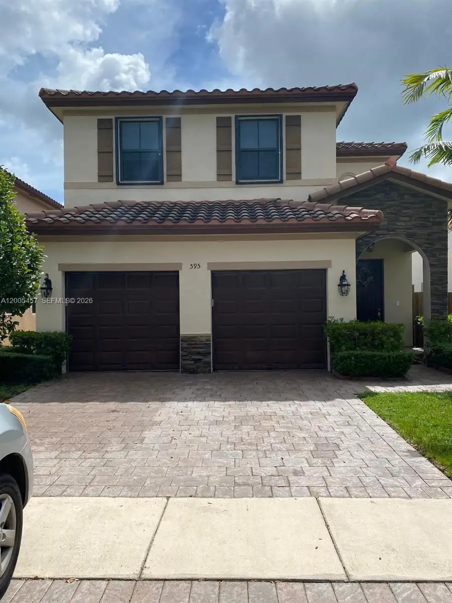 595 SE 33rd Ter, Homestead, FL 33033 - #1