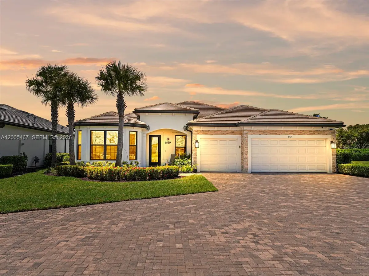 4569 N Silverwood Ln, Oakland Park, FL 33309 - #1