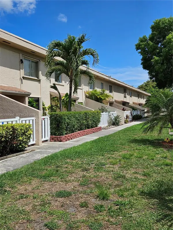 1419 NW 80th Ave #F, Margate, FL 33063