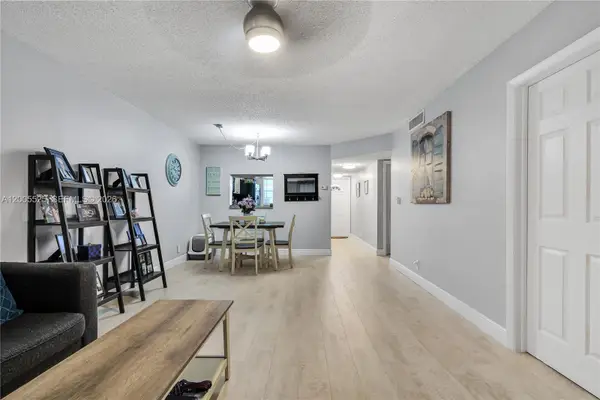 3777 NW 78th Ave #15A, Davie, FL 33024