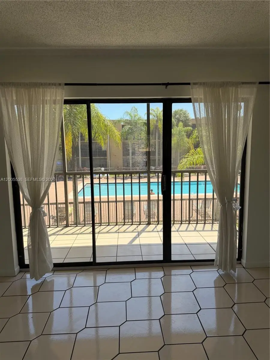 8415 SW 107th Ave #208W, Miami, FL 33173 - #2