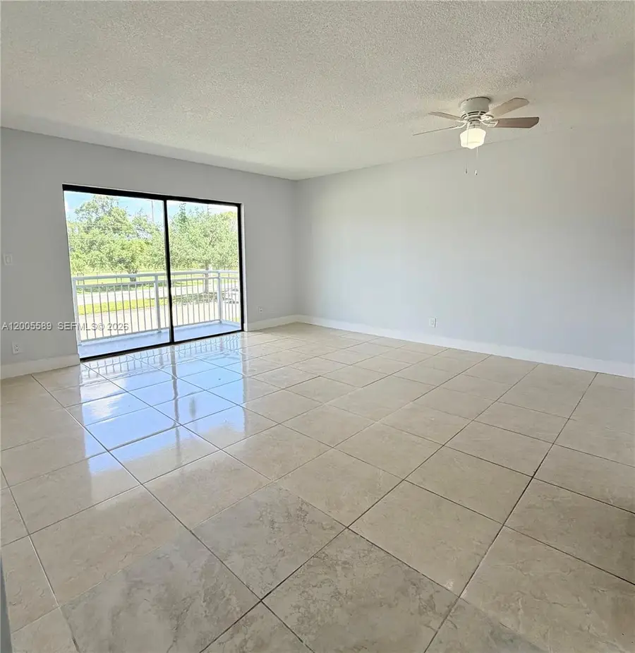 505 S Pine Island Rd #208B, Plantation, FL 33324 - #2