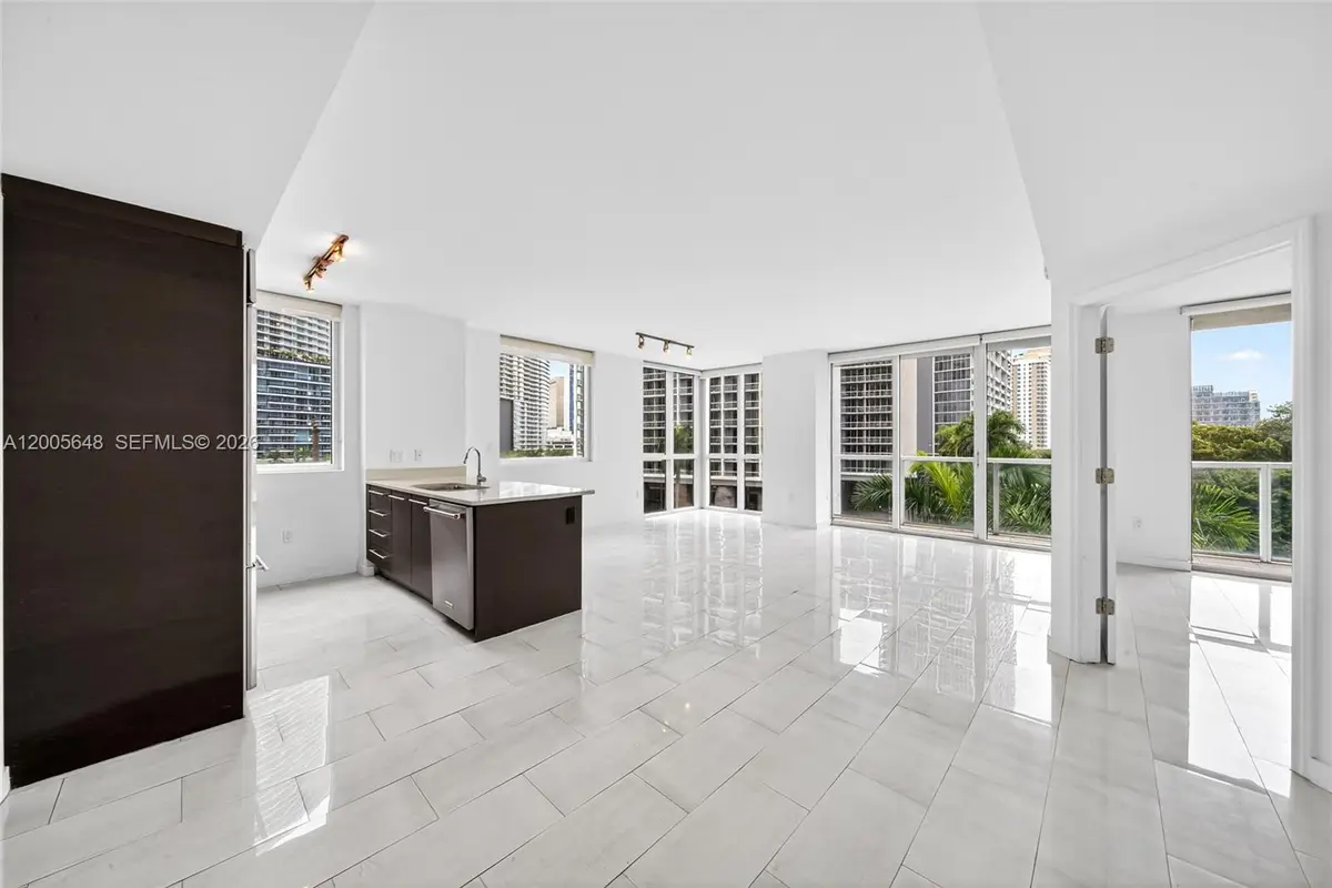 500 Brickell Ave #501, Miami, FL 33131 - #1