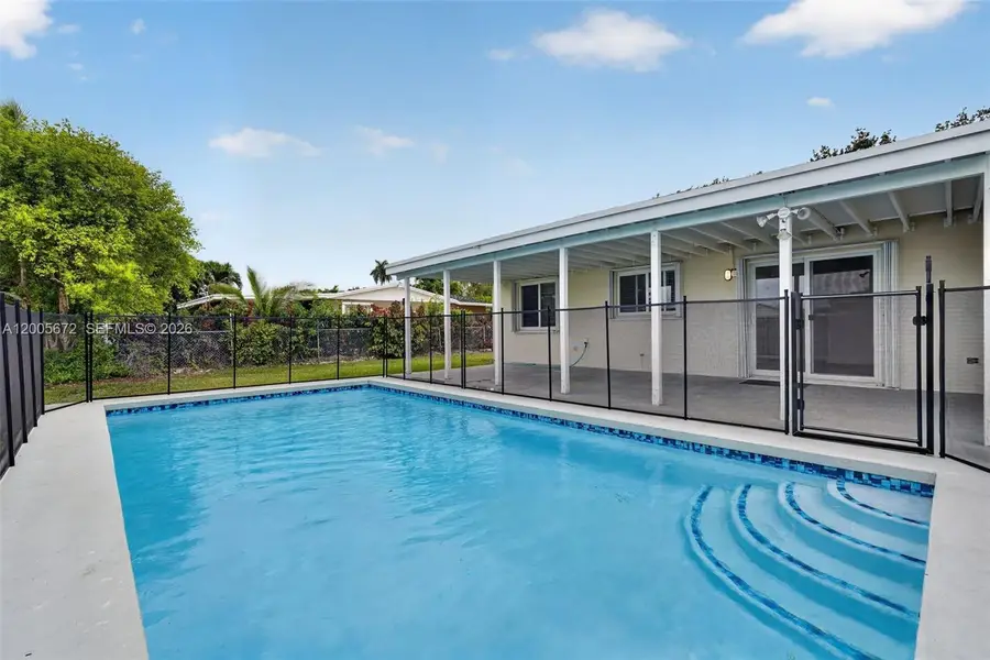 341 NW 15th St, Homestead, FL 33030 - #2