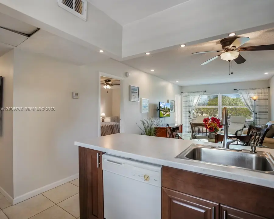 3506 NW 49th Ave #511, Lauderdale Lakes, FL 33319 - #3