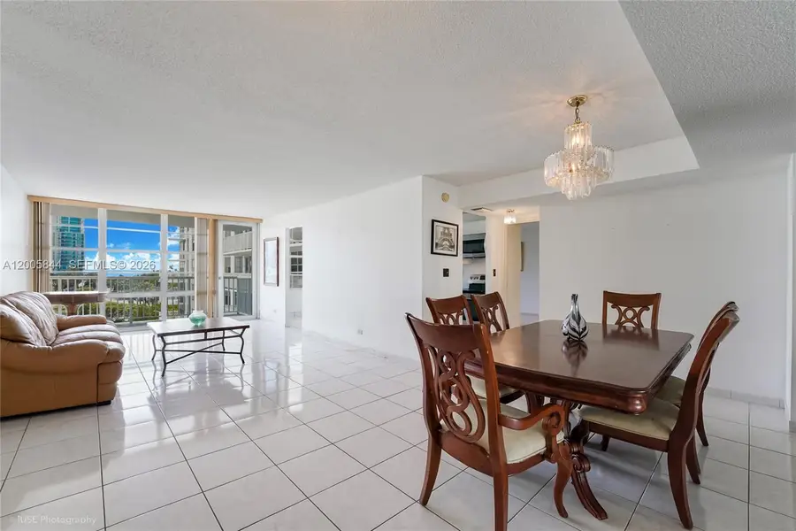 231 174th St #617, Sunny Isles Beach, FL 33160 - #2