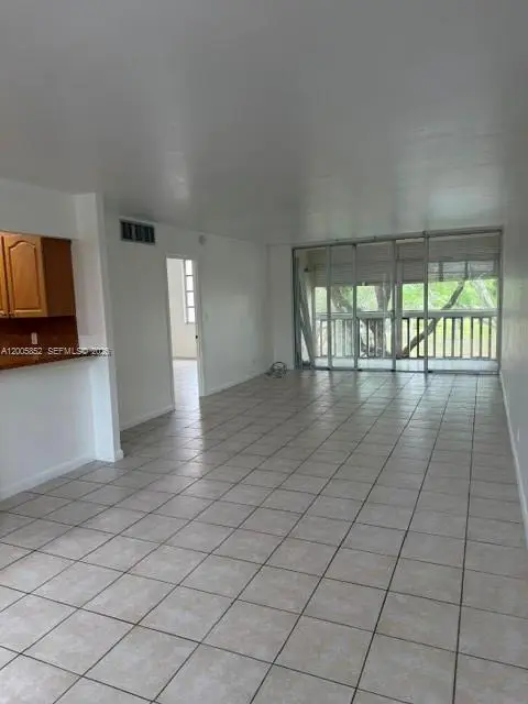 7031 Environ Blvd #221, Lauderhill, FL 33319 - #1