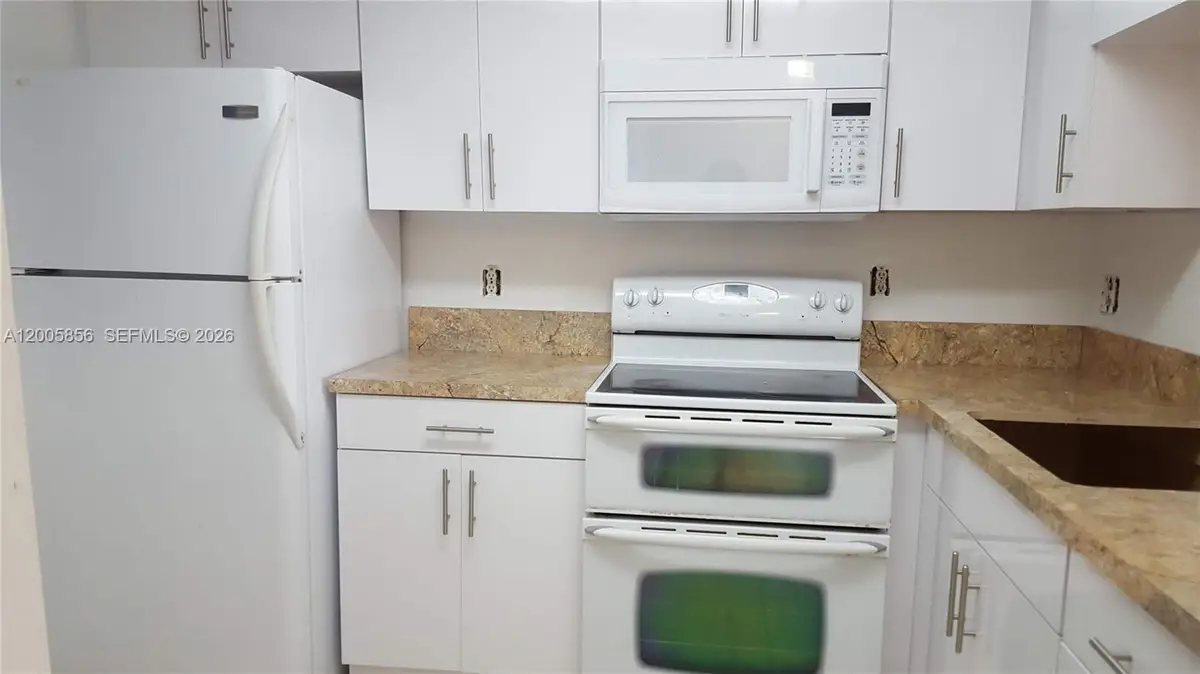 19701 SW 114th Ave #266, Miami, FL 33157 - #1
