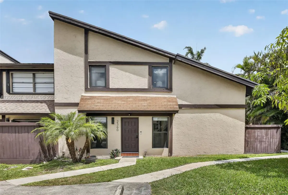 2360 Bayberry Dr #2360, Pembroke Pines, FL 33024 - #1